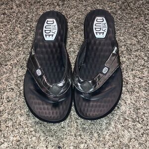 Hey Dude Womens Christi Flip Classic Black Shimmer 9